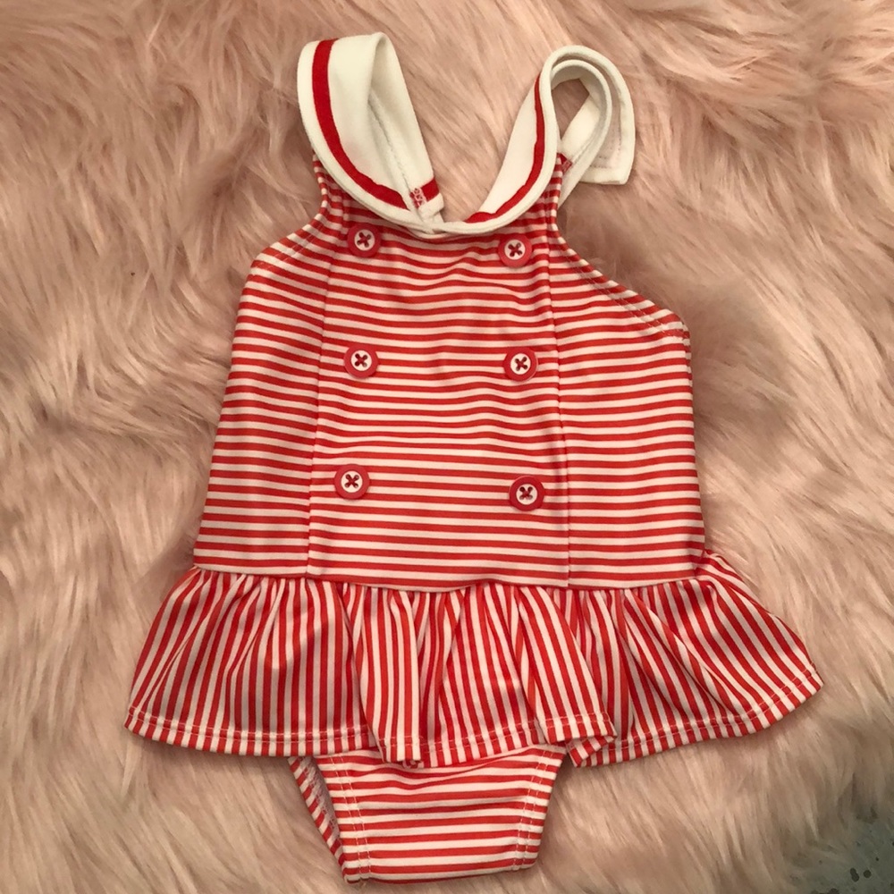 Brand new, never worn! Gymboree adorable swimsuit!